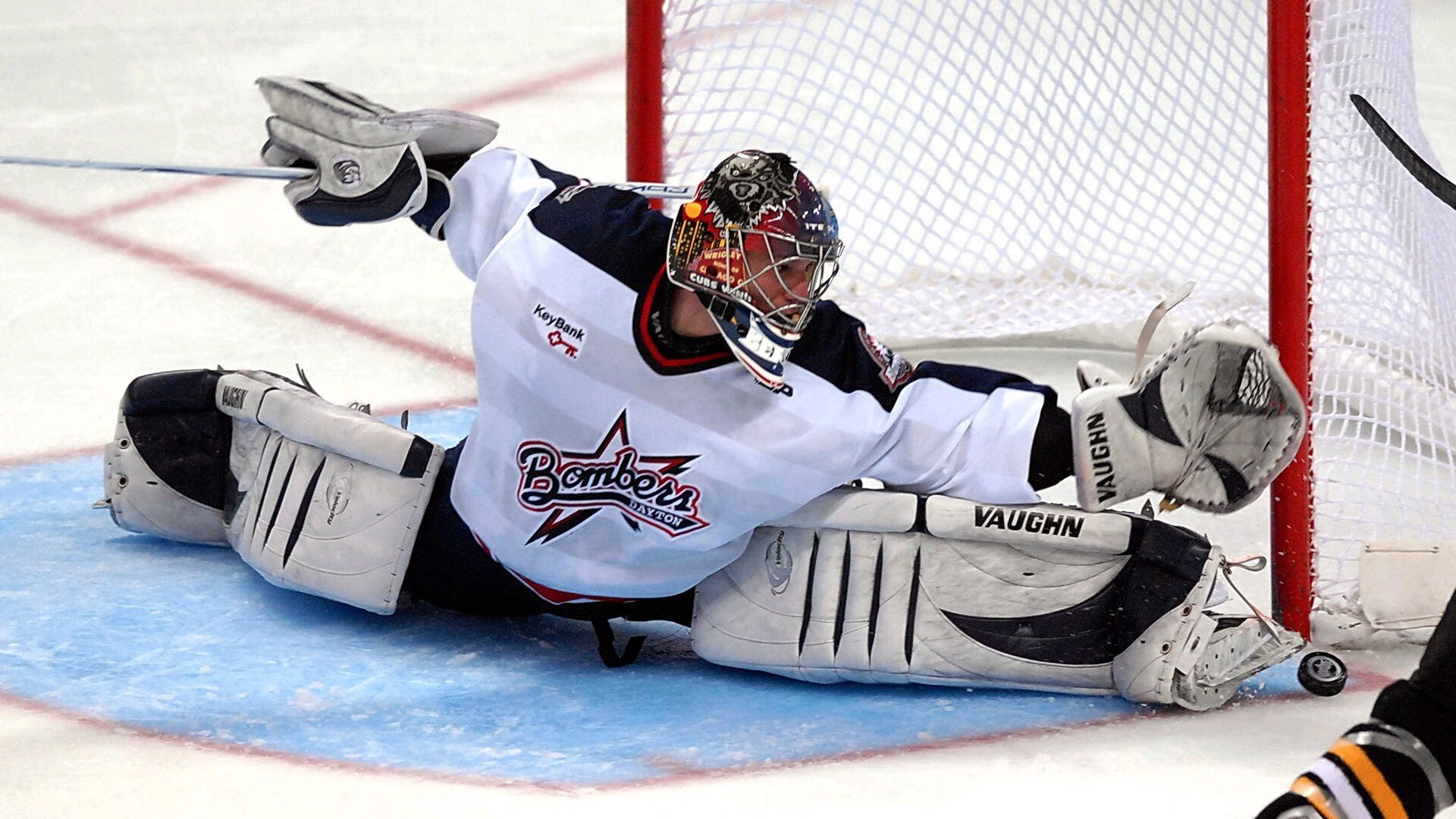 JIU YOU GAME-未来机器人足球赛：科技与运动的结合，足球机器人科技比赛